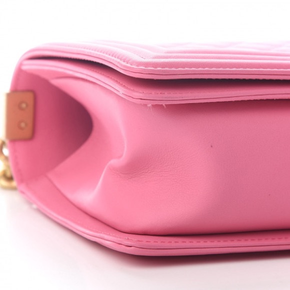 *RARE* Quilted Chanel Boy Bag - Picture 2 of 10